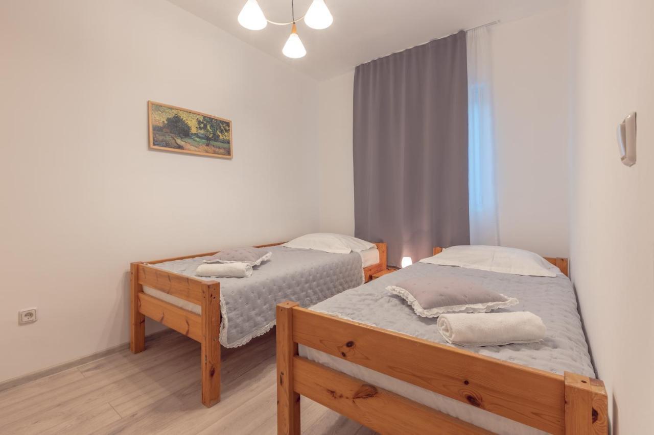 טרוגיר Holiday Home Insulam Mare מראה חיצוני תמונה