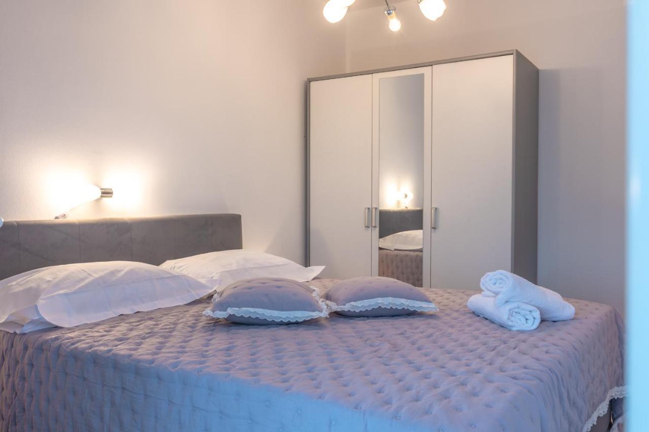 טרוגיר Holiday Home Insulam Mare מראה חיצוני תמונה