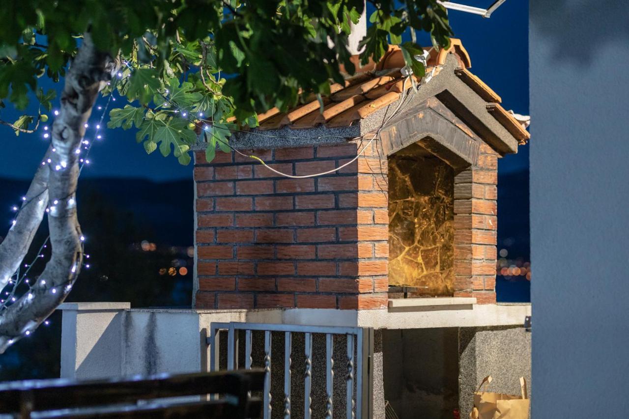 טרוגיר Holiday Home Insulam Mare מראה חיצוני תמונה