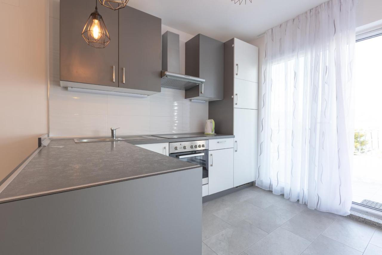 טרוגיר Holiday Home Insulam Mare מראה חיצוני תמונה